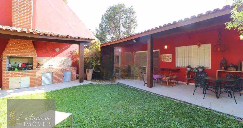 Casa Térrea Reformada no Jardim Leonor - Conforto e Sofisticação!