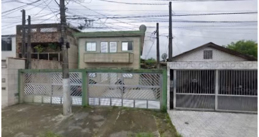 Casa 2 Dormitórios - São Vicente