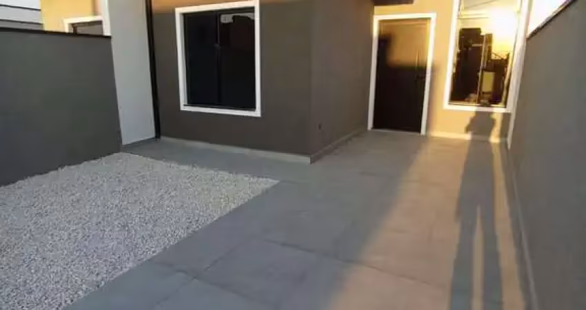 Casa à venda 3 quartos com suíte | pé direito alto e espaço gourmet