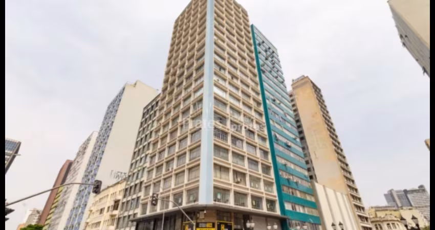 Sala comercial no centro de Curitiba