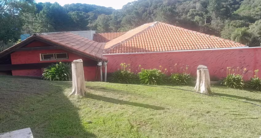 Linda chacara no jardim boa vista iv em campo magro com casa nova ampla para moradia ou negócios