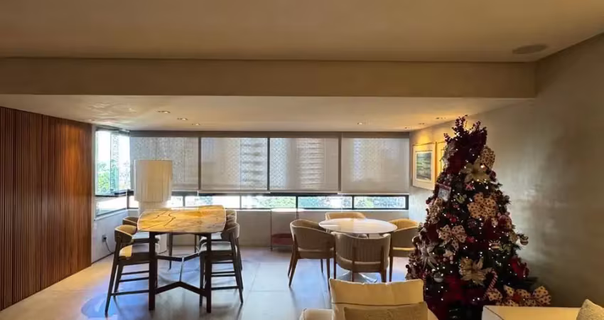 Lindo apartamento 4/4 revertido para 3 suítes
