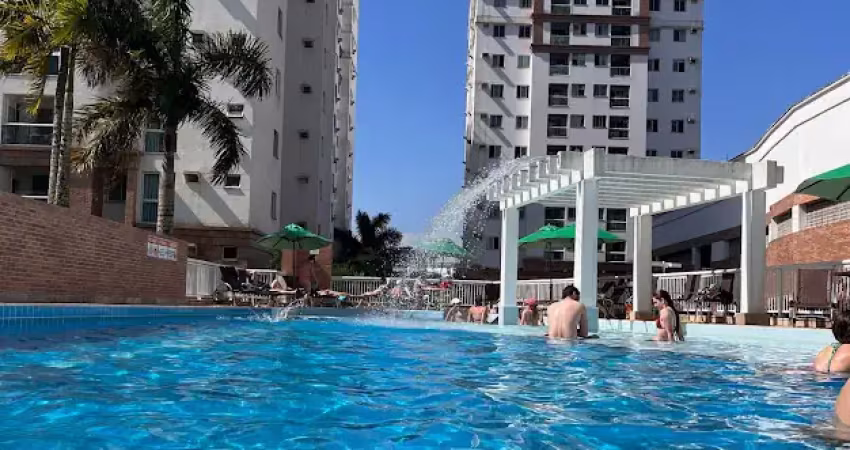 Apartamento com 01 suíte e mais 02 quartos em home club
