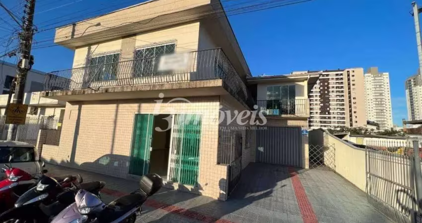 Casa e sala comercial à venda, 3 quartos, 3 vagas, centro, itajaí-sc