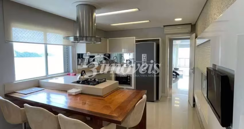 Apartamento para locação anual, frente mar, 03 quartos (sendo 03 suítes), 02 vagas, mobiliado, 240m², no centro de balneário camboriú-sc