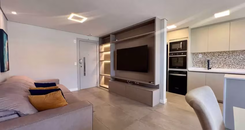 Lotisa home club - apartamento mobiliado à venda com 3 quartos sendo 1 suíte, 3 vagas de garagem, bairro fazenda, itajaí