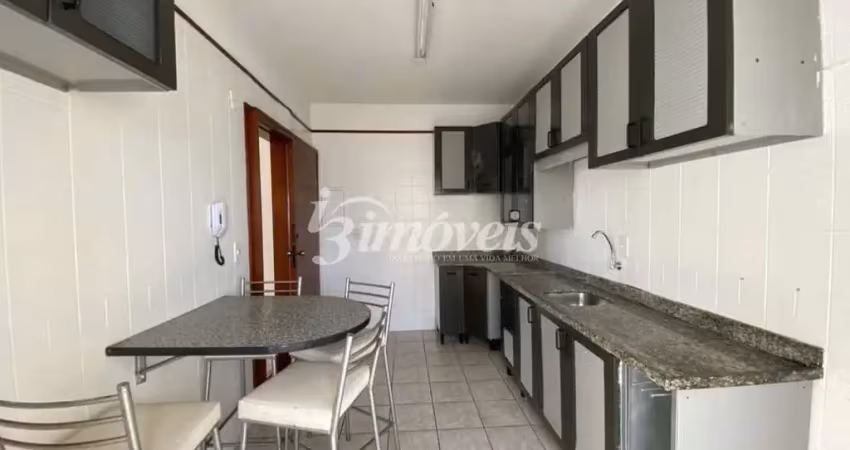 Apartamento para locação anual semimobiliado, com 3 quartos (sendo uma suíte), 1 vaga de garagem privativa, edificio caminho do mar, no bairro centro, balneário camboriú-sc