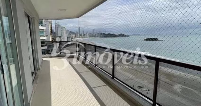 Apartamento para locação anual mobiliado vista mar, com 3 quartos (sendo três suítes), 2 vagas de garagem, Edifício Continental, no bairro Centro, Balneário Camboriú-SC