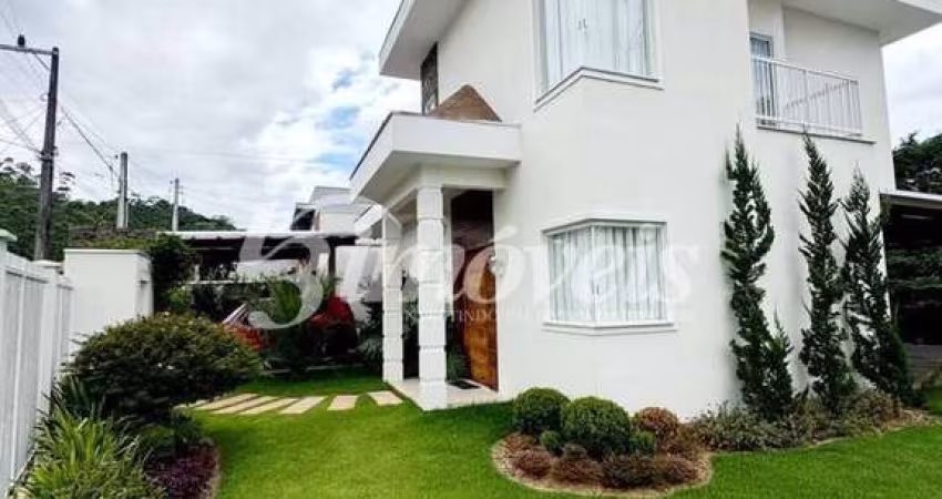 Casa mobiliada à venda, alto padrão, 2 quartos sendo 1 suíte, 1 vaga, Bairro Centro, Ibirama-SC