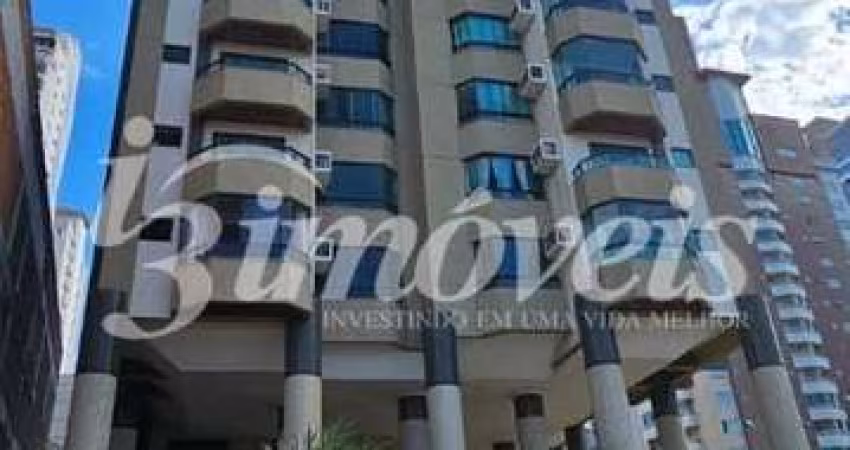 Apartamento mobiliado à venda, com 3 suítes, 3 vagas, Residencial Sant Moritz, Bairro Fazenda, Itajaí SC