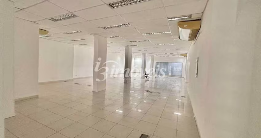 Sala Comercial para Locação Anual, 315m² privativos, no Centro de Itajaí-SC