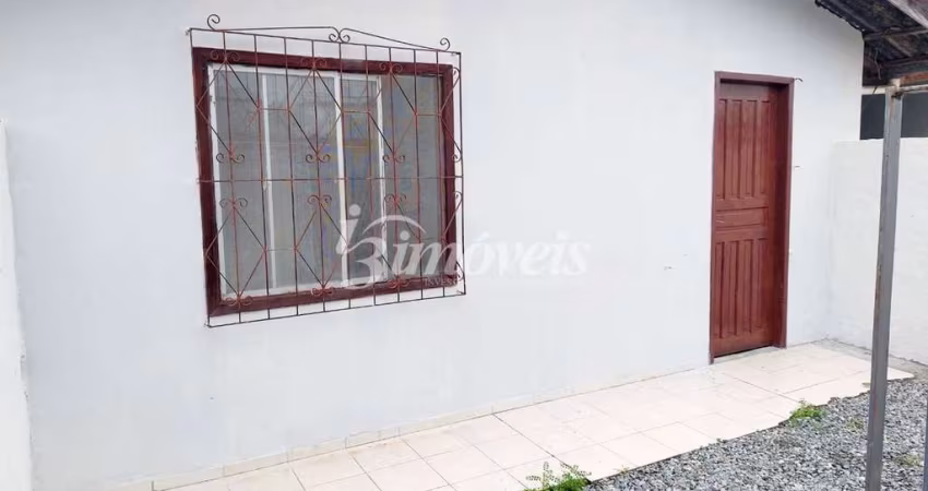 Casa para locação, 2 quartos, 1 vaga de garagem, Bairro Cordeiros, Itajaí-SC