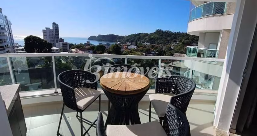Apartamento mobiliado e com vista mar para locação, 3 suítes, 2 vagas de garagem, Edifício Splendid Etoile, Bairro Cabeçudas, Itajaí - SC
