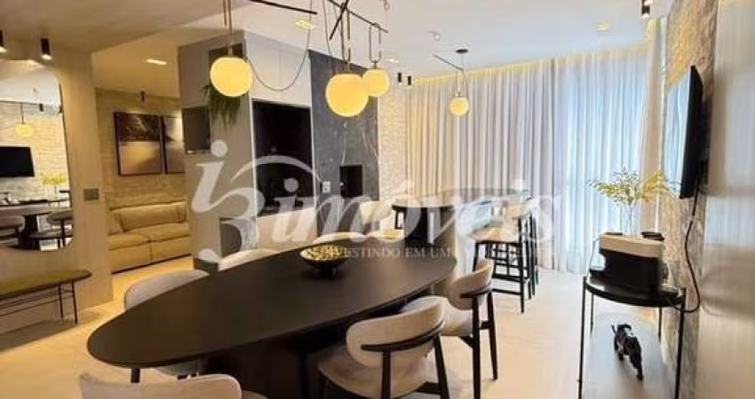 Apartamento para locação anual mobiliado, com 3 suítes, 2 vagas de garagem privativas, Home Square Residence, no bairro Centro, Balneário Camboriú-SC