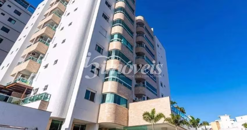 Apartamento à venda, mobiliado e equipado, com 2 suítes, uma vaga de garagem, churrasqueira, Residencial Porto Madeiro, Bairro Praia Brava, Itajaí SC