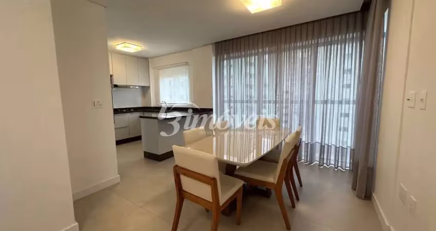 Apartamento à venda ou locação, mobiliado, decorado e equipado, com 2 quartos (sendo duas suítes), 2 vagas de garagem privativas, edifício granada, no bairro centro, balneário camboriú-sc