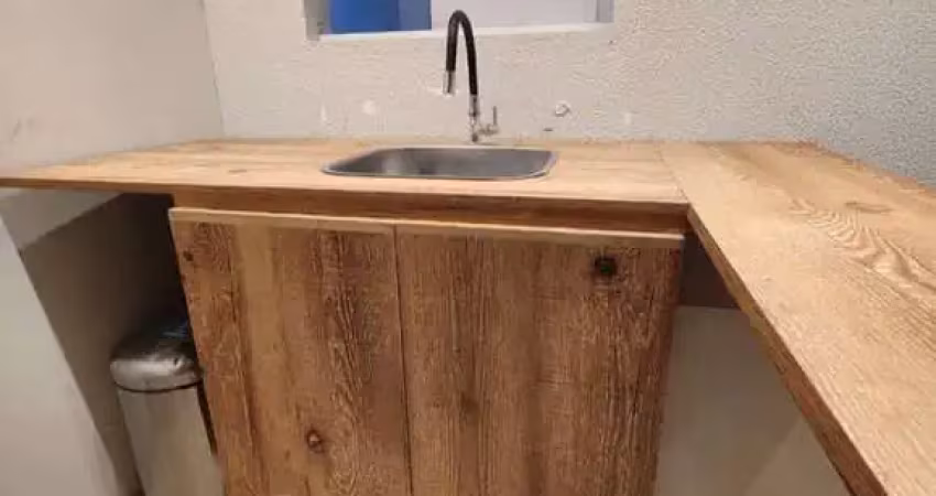 Apartamento loft para locação anual mobiliado, estacionamento para moto ou bicicleta, na 4ª avenida  ,no bairro centro, balneário camboriú-sc