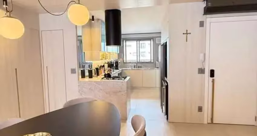 Apartamento para locação anual mobiliado, com 3 suítes, 2 vagas de garagem privativas, home square residence, no bairro centro, balneário camboriú-sc