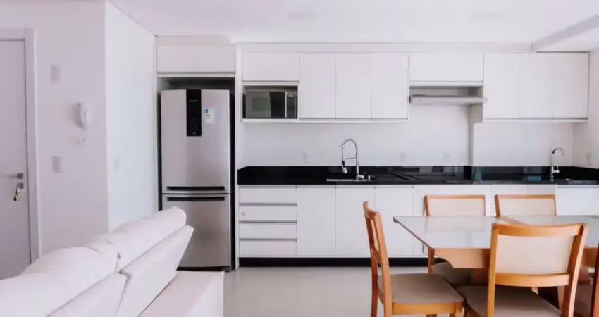 Apartamento para locação anual, mobiliado, decorado e equipado, com 2 quartos (sendo uma suíte), 1 vaga de garagem, duo praia brava, no bairro praia brava, itajaí-sc