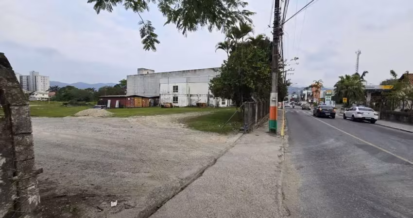 Terreno comercial para locação anual, 15500 m², no centro de camboriú-sc