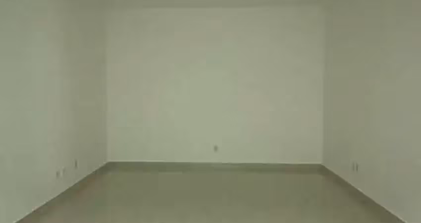Salas em andar superior para locação anual em um centro comercial na barra norte em balneário camboriú/sc com grande visibilidade de quem passa.