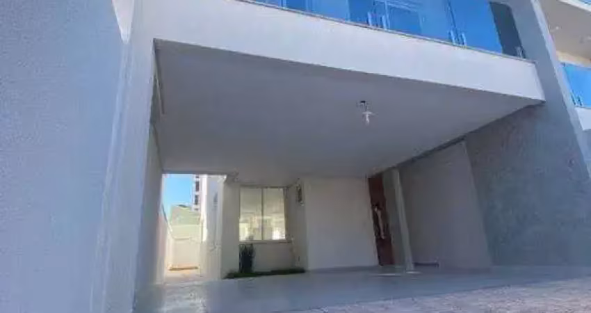 Sobrado novo à venda, residencial portovenere, com 3 suítes, 2 vagas, bairro são joão, itajaí-sc