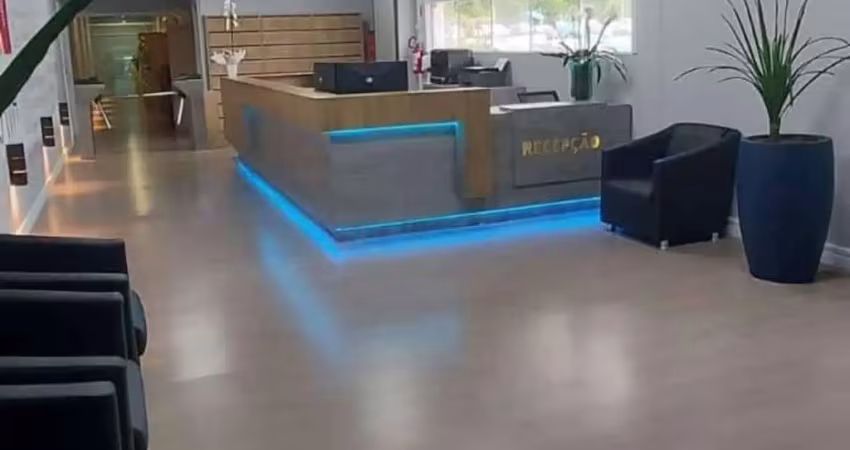 Perfeito para a sua empresa, sala já mobiliada no 2º andar para locação na praia brava- itajaí/sc.