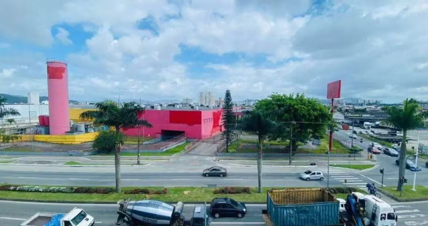 Casa comercial para alugar na Avenida Governador Adolfo Konder, Cidade Nova, Itajaí