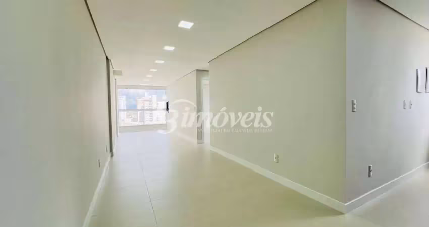 Apartamento semimobiliado para locação, 2 quartos sendo 1 suíte, 1 vaga, edifício arboreto, bairro são judas, itajaí-sc