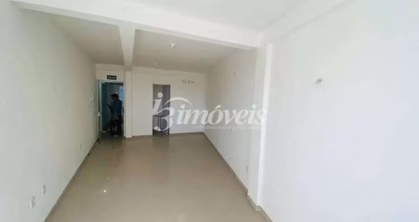 Casa comercial com 1 sala para alugar na Rua Doutor Reinaldo Schmithausen, Cordeiros, Itajaí