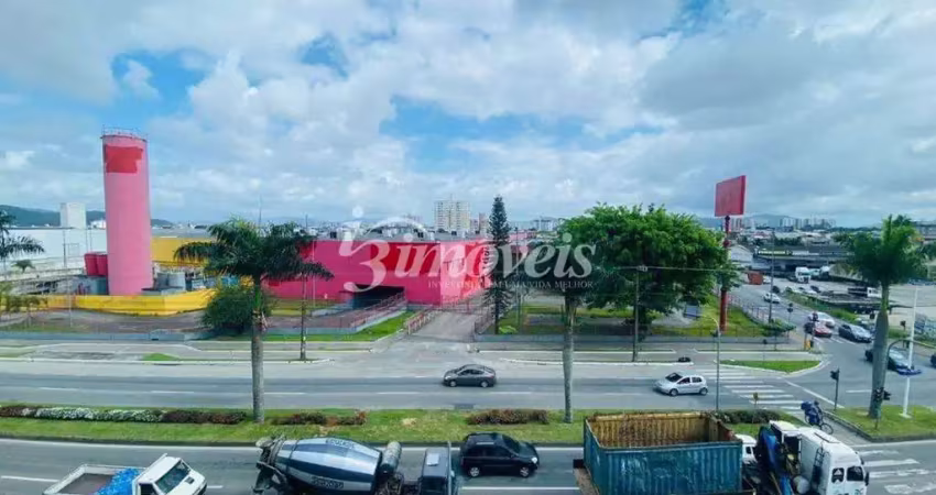 Casa comercial para alugar na Avenida Governador Adolfo Konder, Cidade Nova, Itajaí