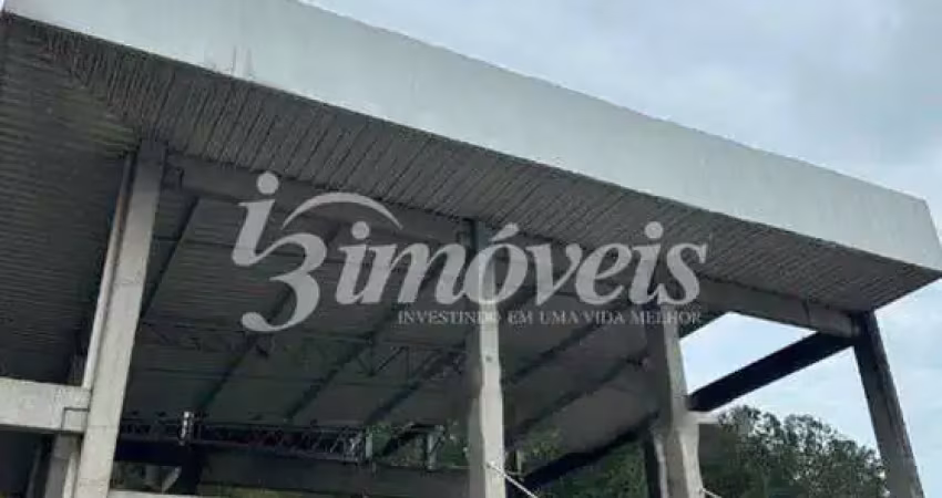 Perfeito para a sua empresa, sala em construção que terá  loja térrea + mezanino + 01 piso para área administrativa para locação em balneário camboriú