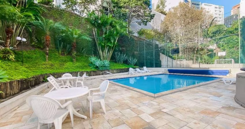 Apartamento padrão à venda na Vila Madalena, São Paulo - 3 dormitórios, piscina e quadra!