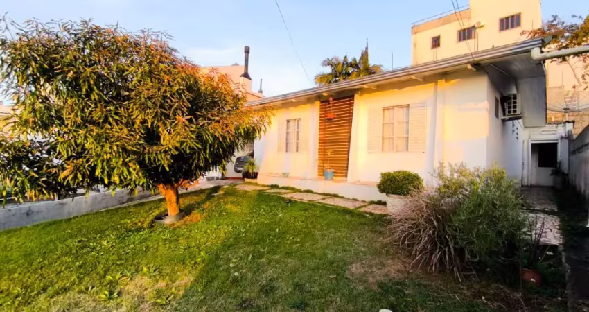 Casa semi mobiliada no alvorada, francisco beltrâo:conforto e ampla area externa!