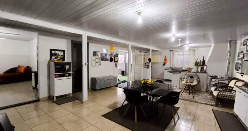 Casa a venda semi mobiliada no alvorada, francisco beltrâo:conforto e ampla area externa!