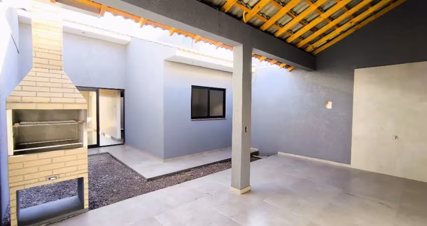 Belissima casa nova com 3 quartos sendo 1 suite no bairro recanto dos passaros