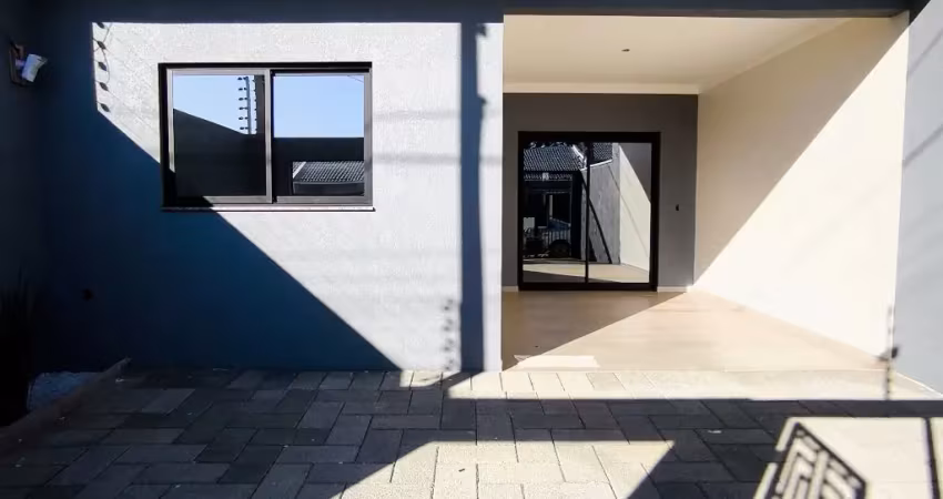 Belissima casa nova com 3 quartos sendo 1 suite no bairro recanto dos passaros