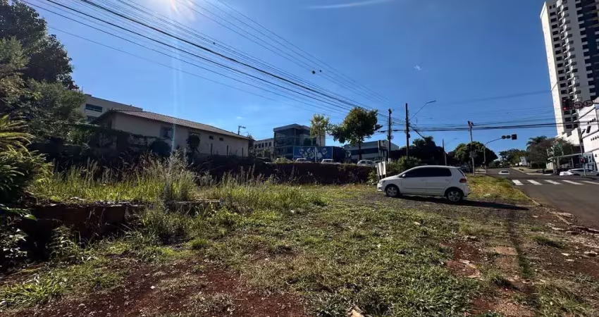 Terreno à venda na Marechal Deodoro da Fonseca esquina com 14 de Agosto, 491, Maria Goretti, Chapecó