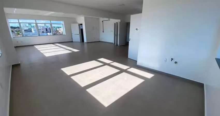 Sala comercial para alugar na Maravilha, 89, Efapi, Chapecó