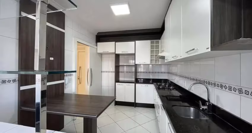 Apartamento com 2 quartos para alugar na Rua Guaporé - D, 184, Centro, Chapecó