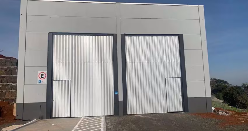 Barracão / Galpão / Depósito à venda na Maria Thereza Cella Carraro, 228, Trevo, Chapecó