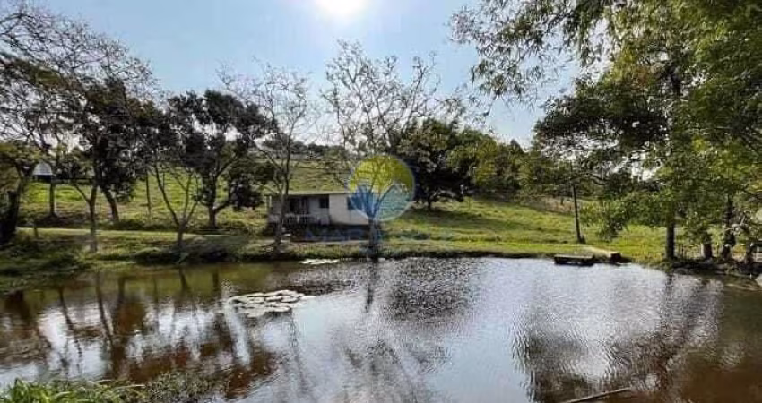 Chácara com 4 dormitórios à venda, 15000 m² por R$ 1.200.000,00 - Chácaras Rurais de Guararema - Jacareí/SP