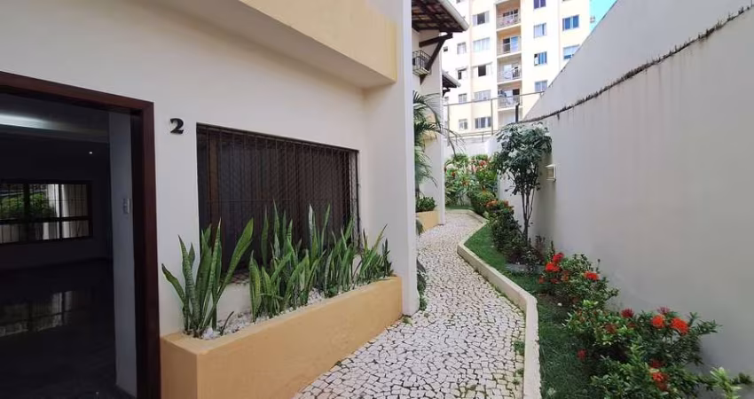 Village 3 Quartos no Imbuí Salvador-Ba