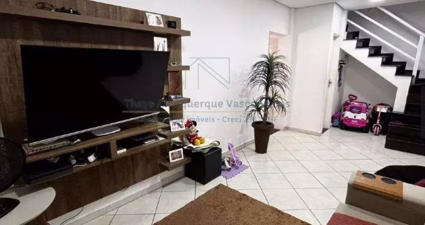 Casa para Venda em São Vicente, Vila Voturua, 3 dormitórios, 1 suíte, 3 banheiros, 1 vaga