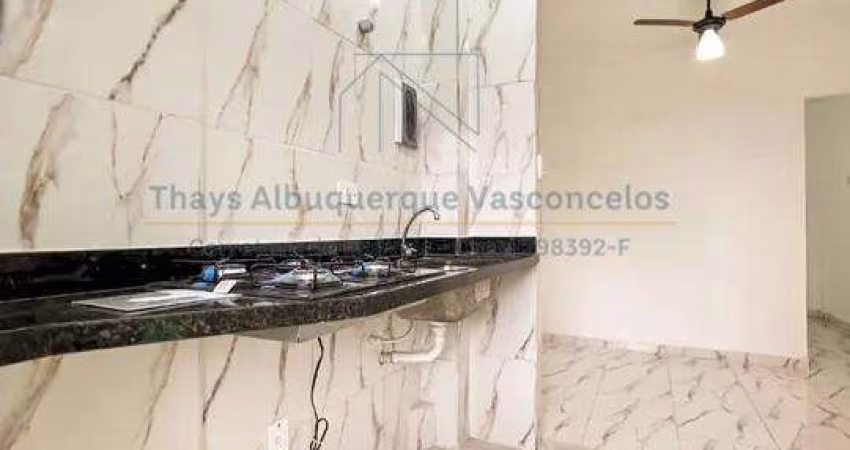 Apartamento 1 Quarto à Venda na Ponta da Praia, Santos/SP  Reformado e a 1 Quadra da Praia
