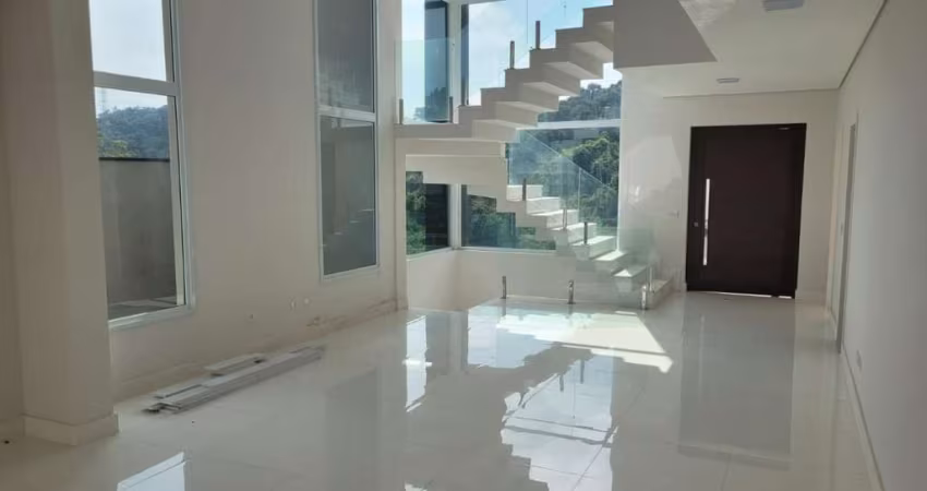 Uma belíssima residência nova estuda permuta por apartamento e veículo no negócio