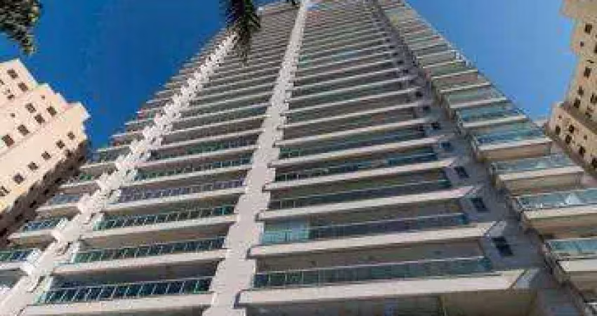 Locação de apartamento de 243,00m2 - todo sofisticado para atender sua familia com 4 suites repleto de armarios.