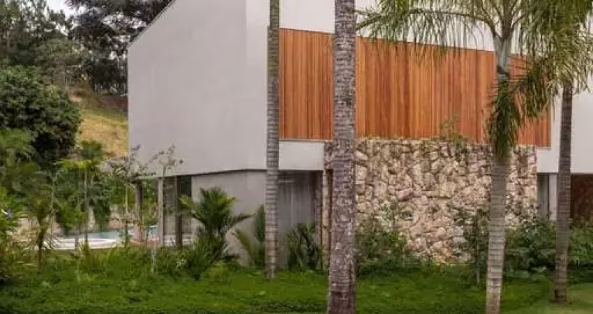 Sobrado novo à venda com todo requinte e sofisticação de luxo em alphaville tamboré 1