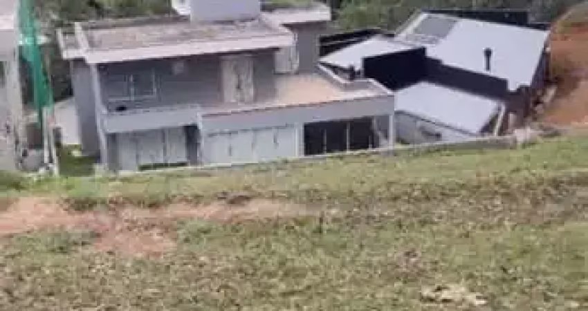 Terreno em condominio de alto padrão na aldeia da serra - só casas novas