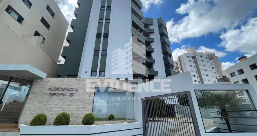 APARTAMENTO SEMIMOBILIADO À VENDA LOCALIZADO NO CENTRO